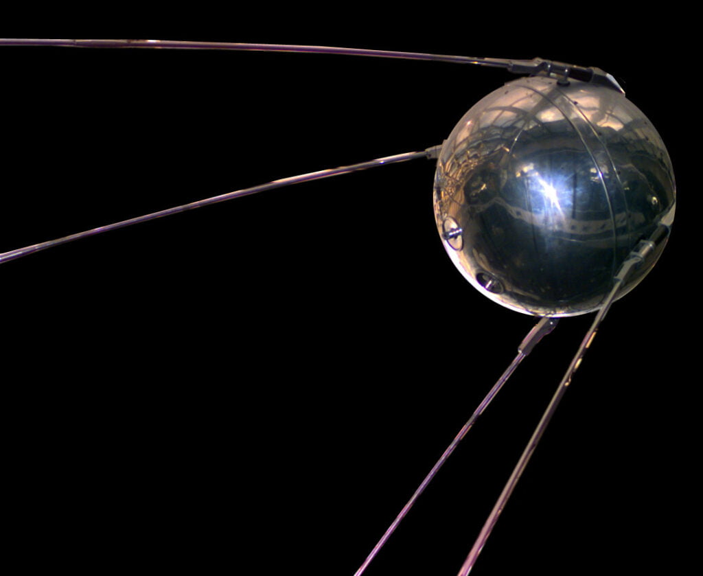 sputnik asm - Личности - 50Plus