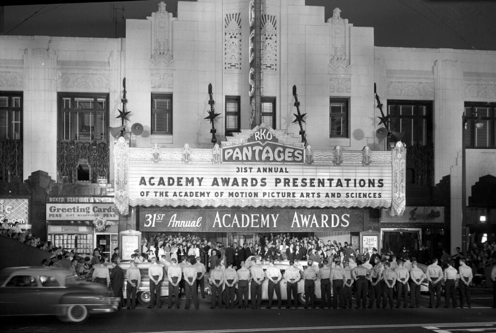 pantages theatre gollivud 1959 rik - Спосіб життя, Позитив - 50Plus