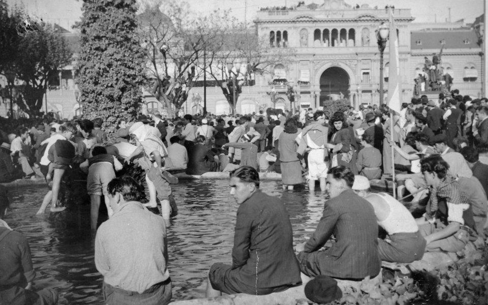 Мітинг на Травневій площі 17 жовтня 1945 року