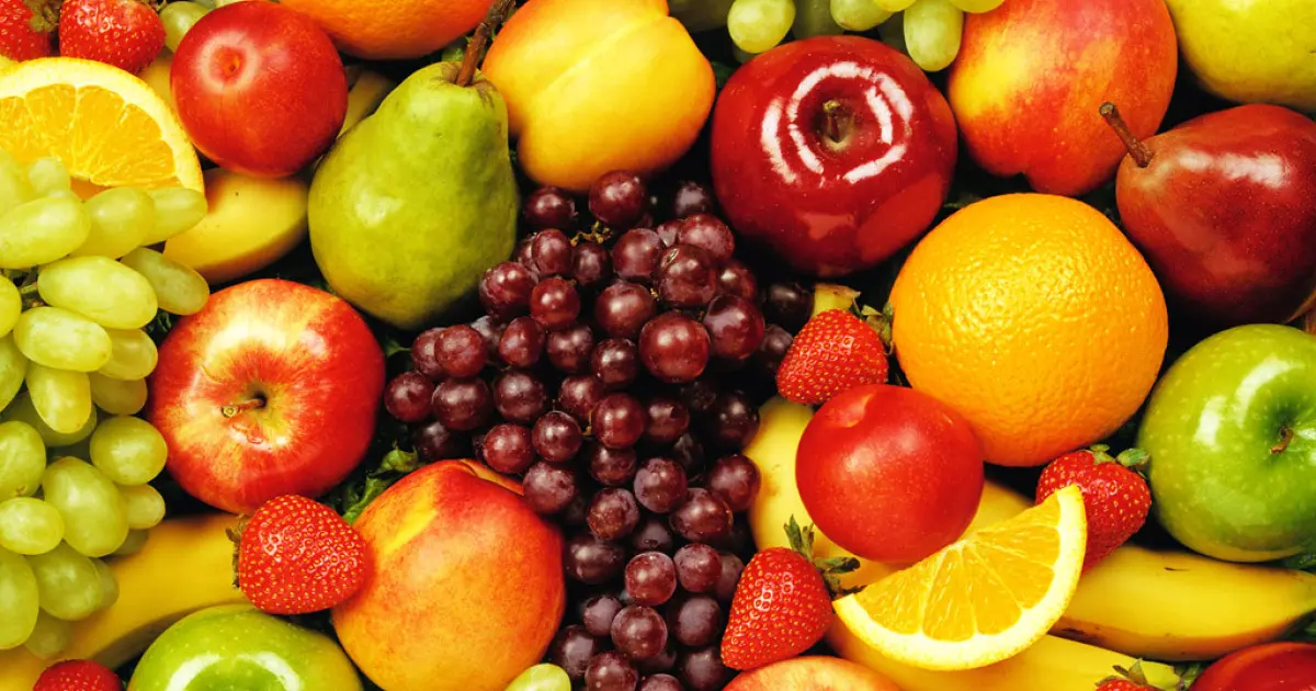 Які фрукти шкідливі та корисні для кишківника