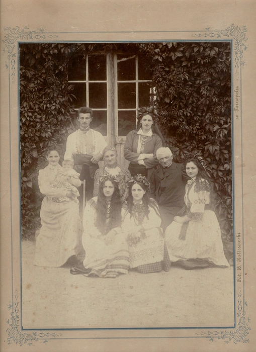 Родина Соломії Крушельницької. Поч. ХХ ст. (1)