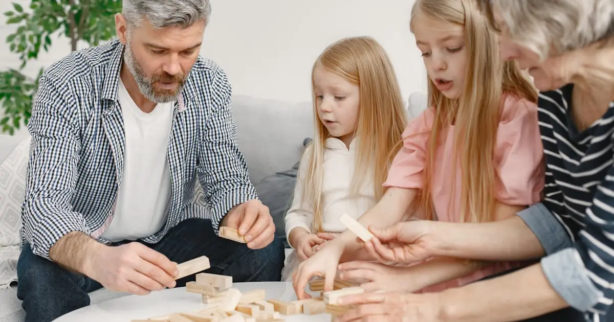 батьки і діти граються разом